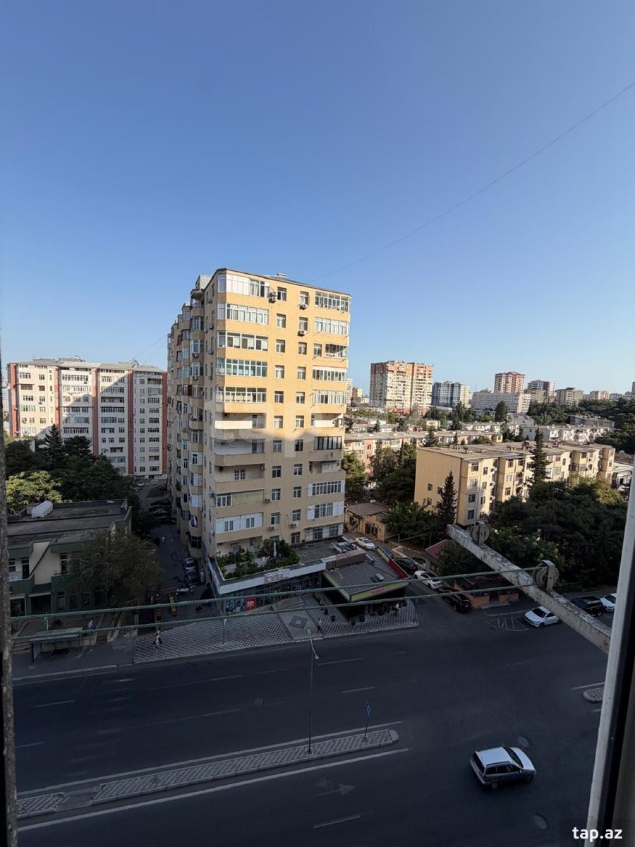 3-otaqlı mənzil, 9 Mkr., 80 m²
