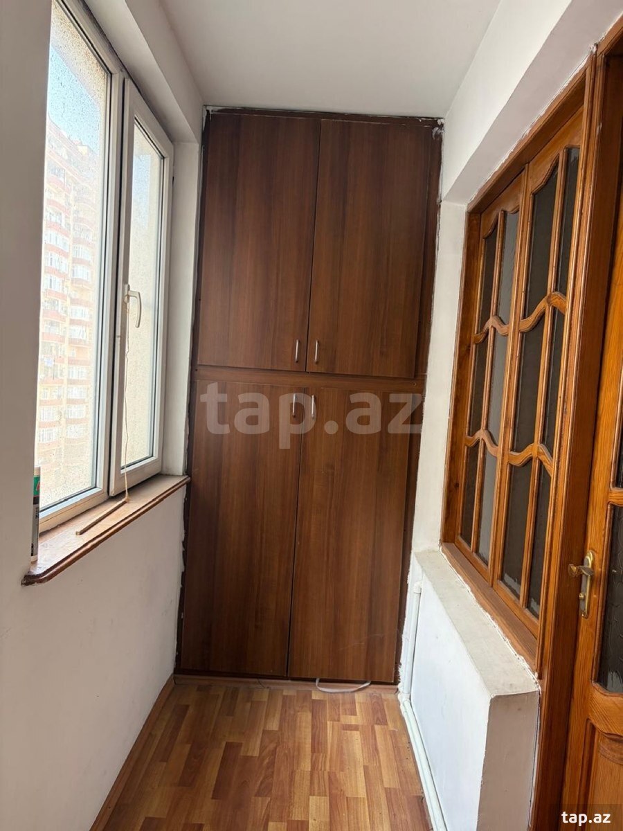 3-otaqlı mənzil, 9 Mkr., 80 m²