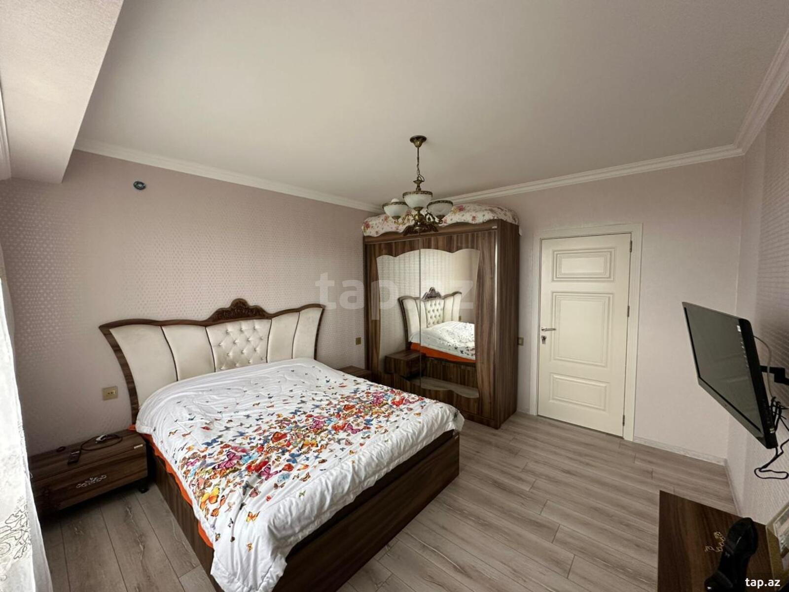 4-otaqlı mənzil, Natiq Əhmədov küç., 110 m²
