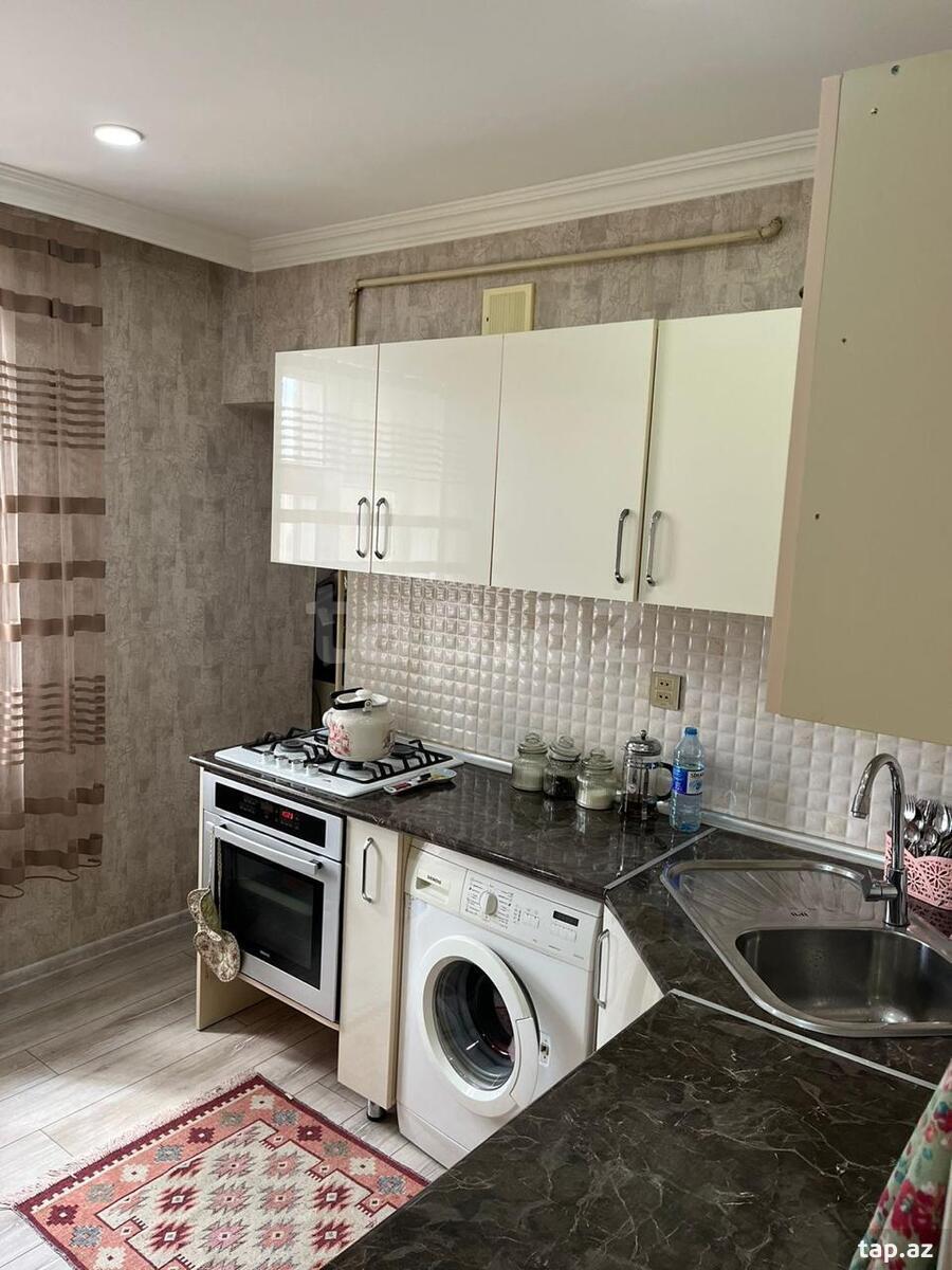 4-otaqlı mənzil, Natiq Əhmədov küç., 110 m²