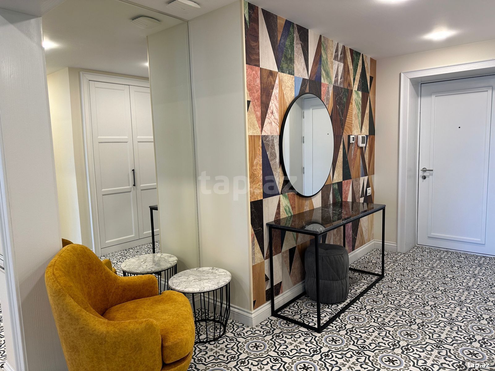 3-otaqlı yeni tikili kirayə verilir, Neftçilər pr., 185 m²