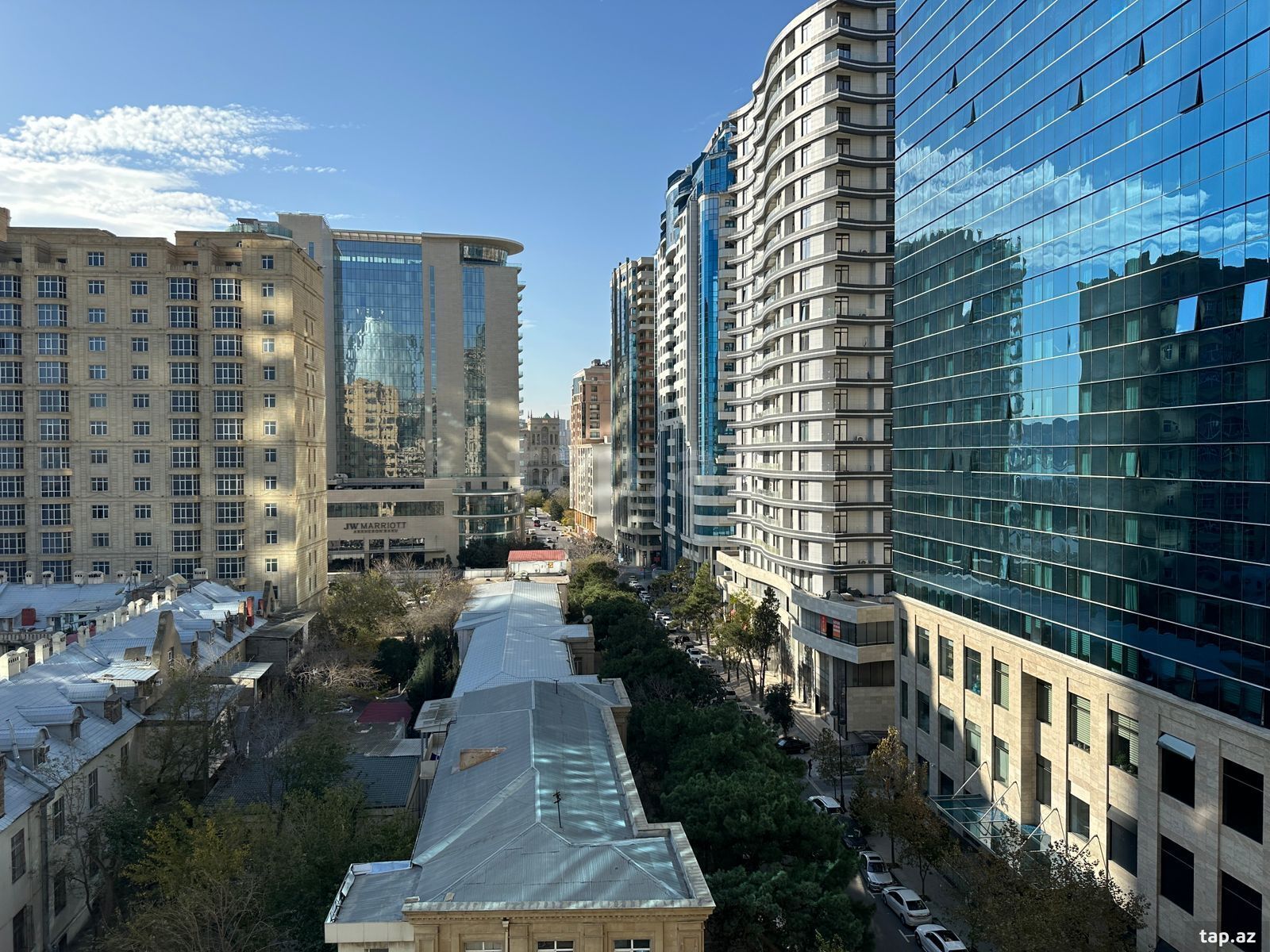 3-otaqlı yeni tikili kirayə verilir, Neftçilər pr., 185 m²
