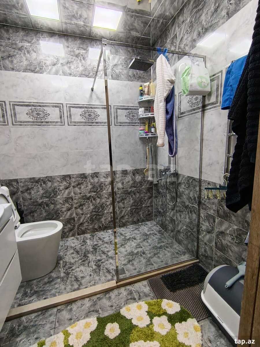 2-otaqlı yeni tikili, Hüseynqulu Sarabski küç., 65 m²