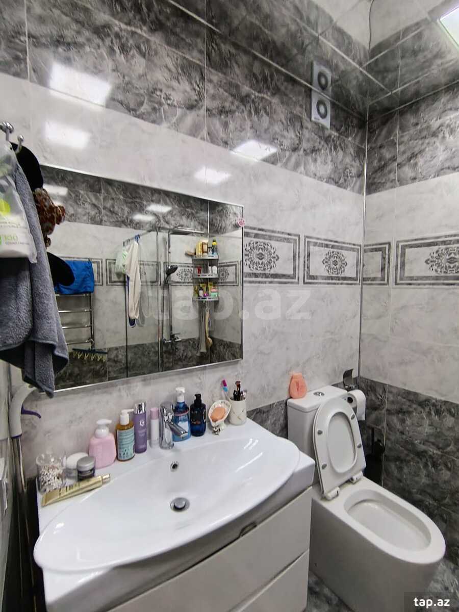 2-otaqlı yeni tikili, Hüseynqulu Sarabski küç., 65 m²