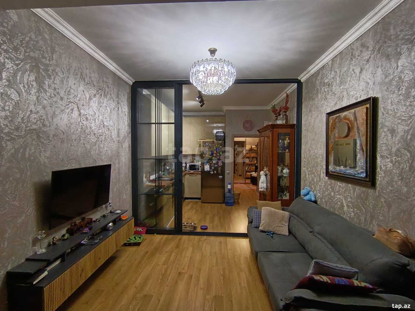 2-otaqlı yeni tikili, Hüseynqulu Sarabski küç., 65 m²