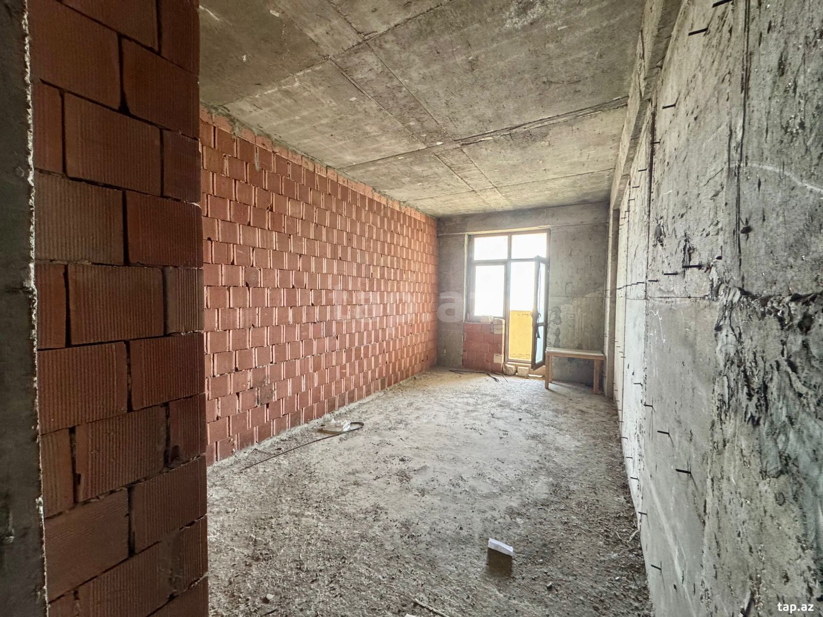 2-otaqlı yeni tikili, Moskva pr., 80 m²