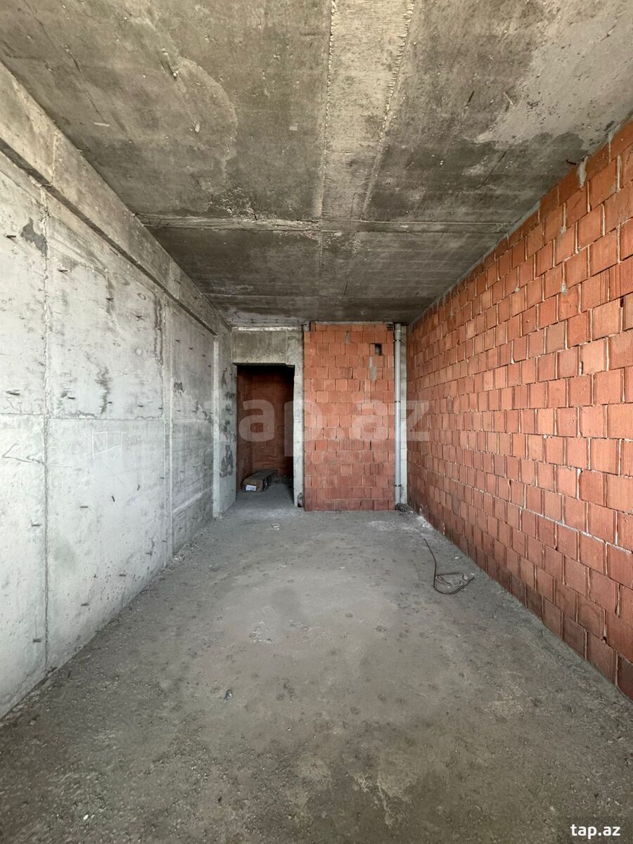 2-otaqlı yeni tikili, Moskva pr., 80 m²