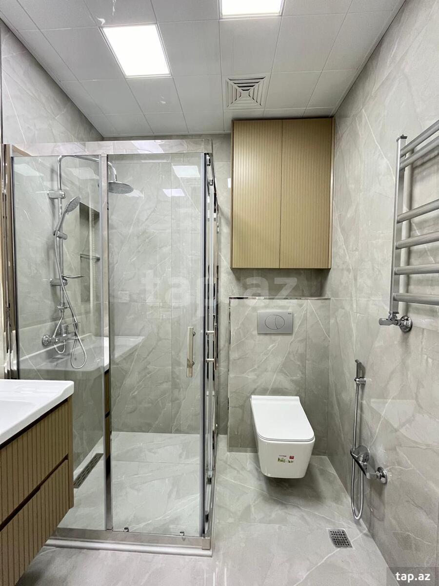 4-otaqlı yeni tikili, Sənan Kərimov küç., 130 m²