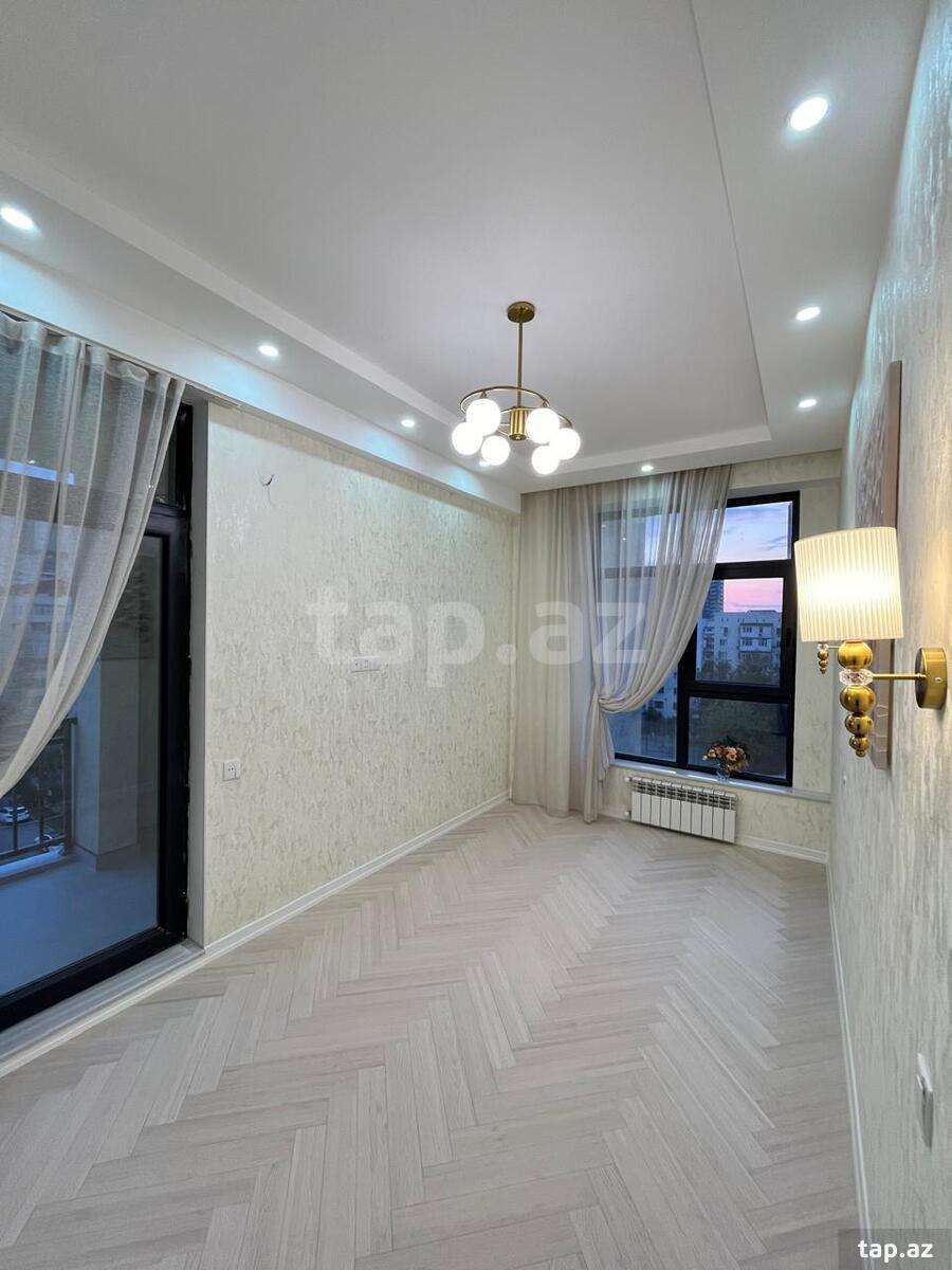 4-otaqlı yeni tikili, Sənan Kərimov küç., 130 m²