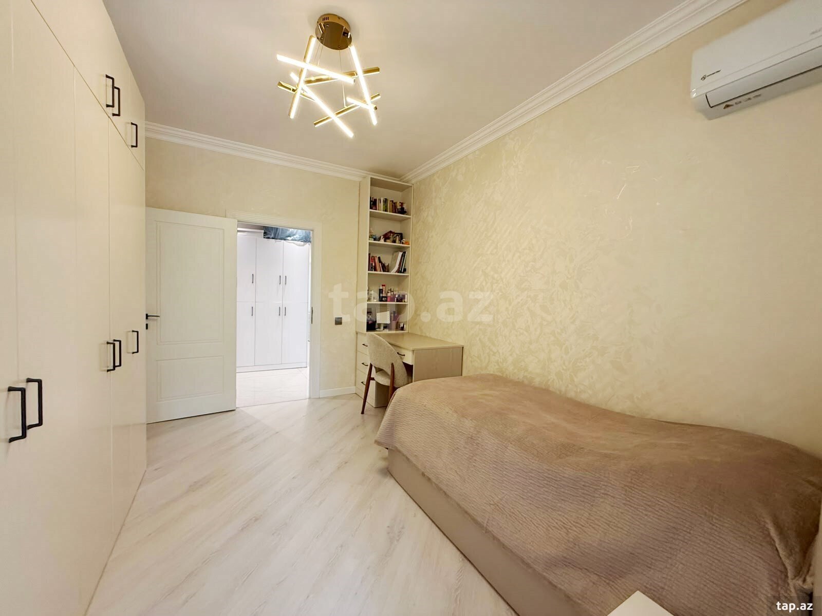 4-otaqlı mənzil, Elşən Süleymanov 7 küç., 100 m²