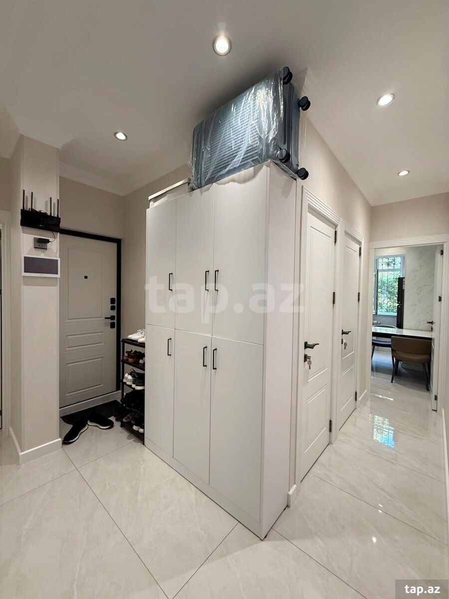 4-otaqlı mənzil, Elşən Süleymanov 7 küç., 100 m²