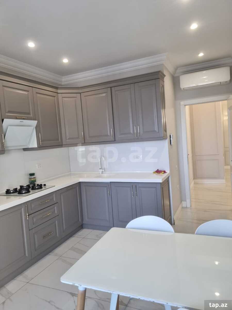 3-otaqlı yeni tikili kirayə verilir, Tbilisi pr., 150 m²