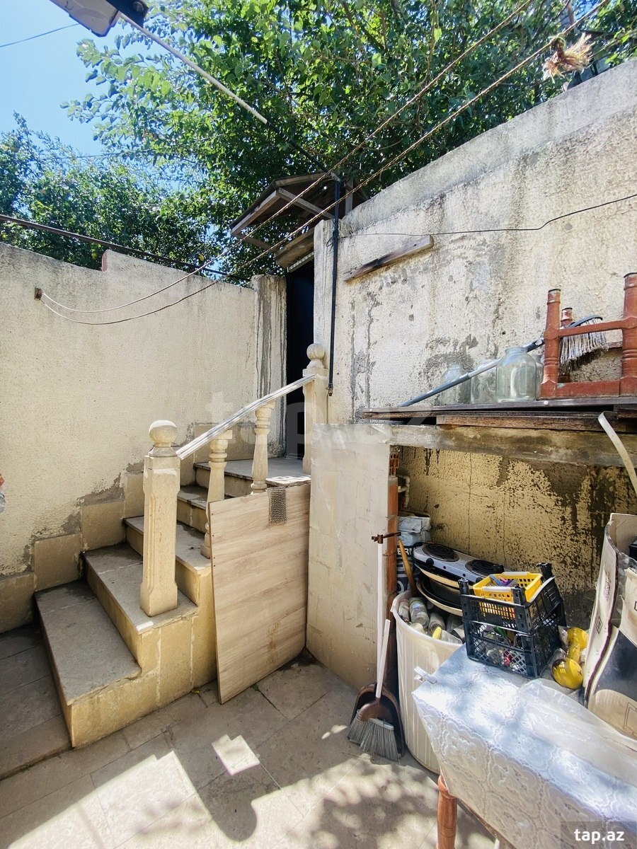 Həyət evi, Binəqədi qəs.