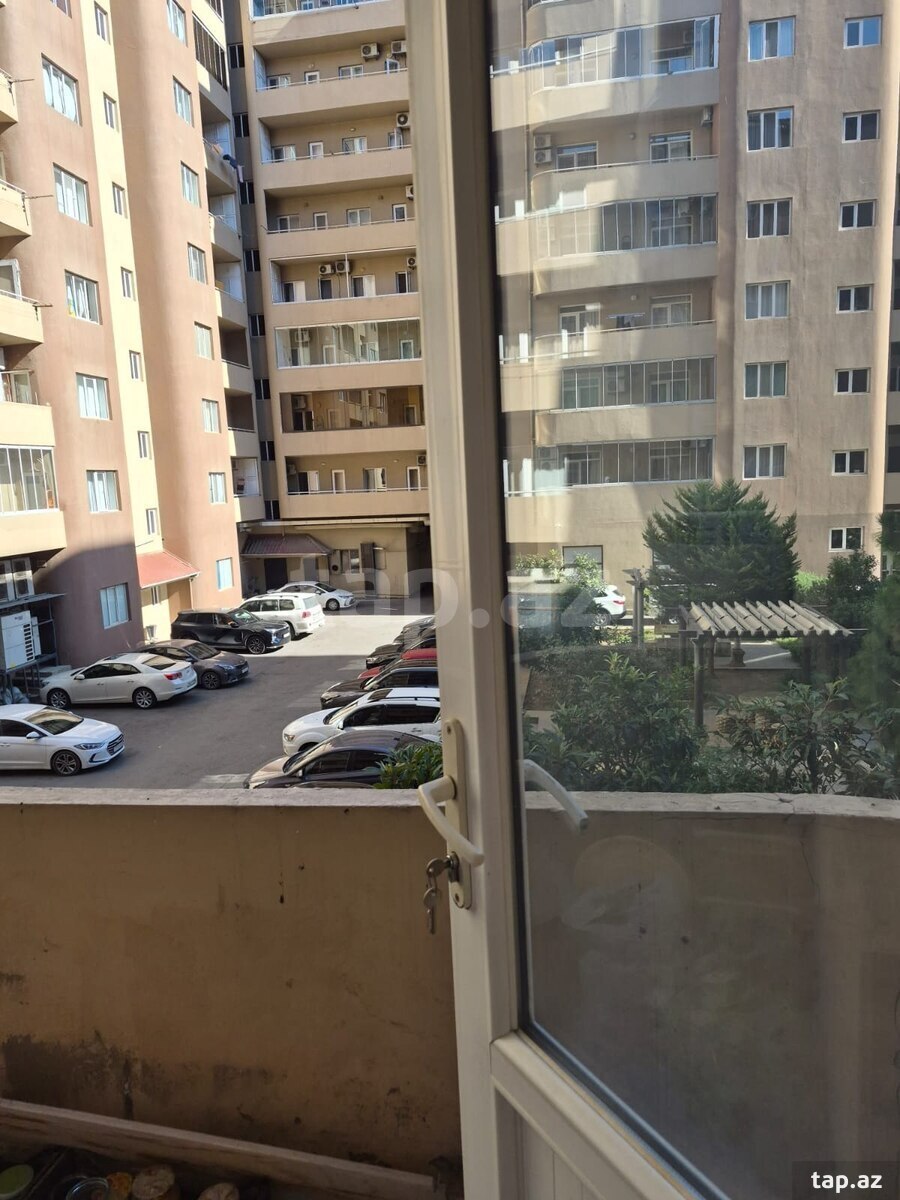 3-otaqlı mənzil, Elmlər Akademyasi m., 134 m²