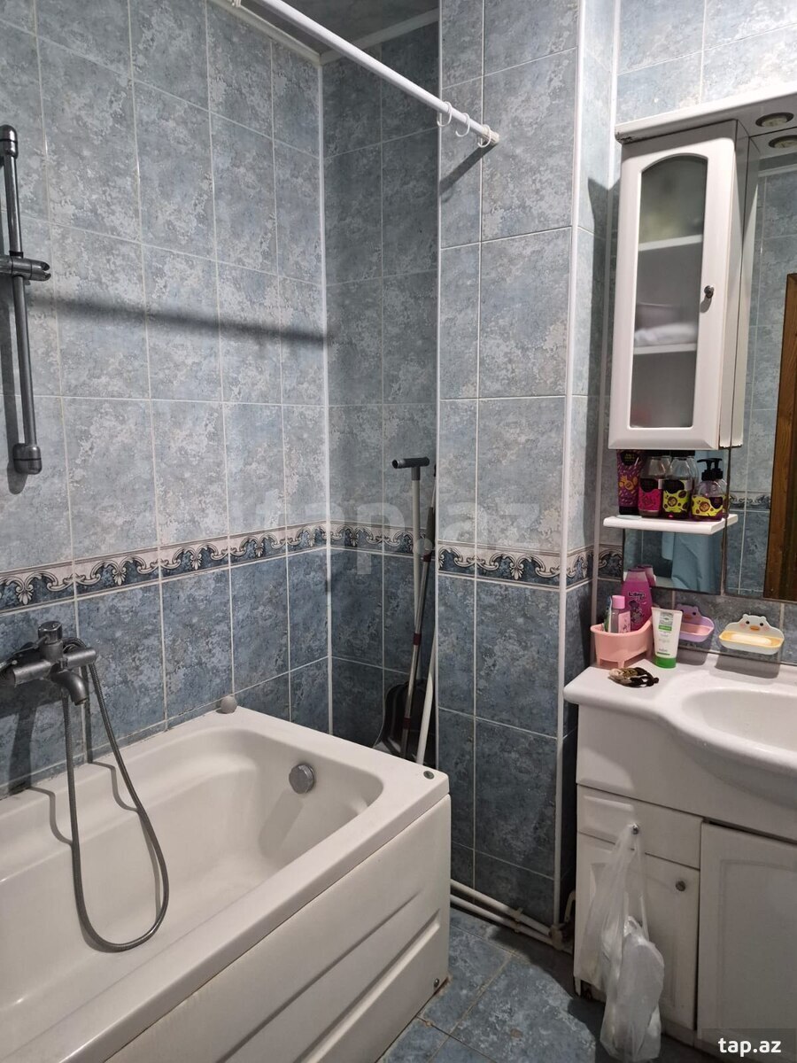 3-otaqlı mənzil, Elmlər Akademyasi m., 134 m²