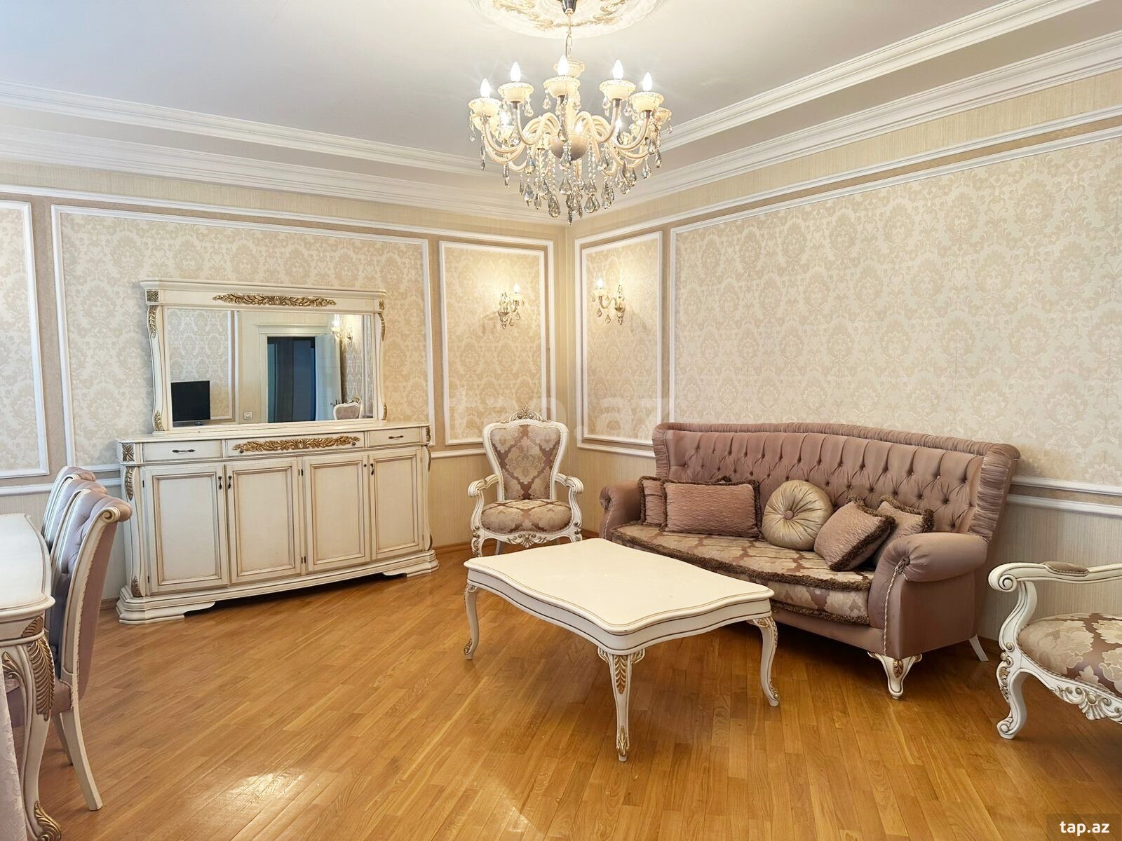 3-otaqlı yeni tikili kirayə verilir, Əbdülvahab Salamzadə küç., 130 m²