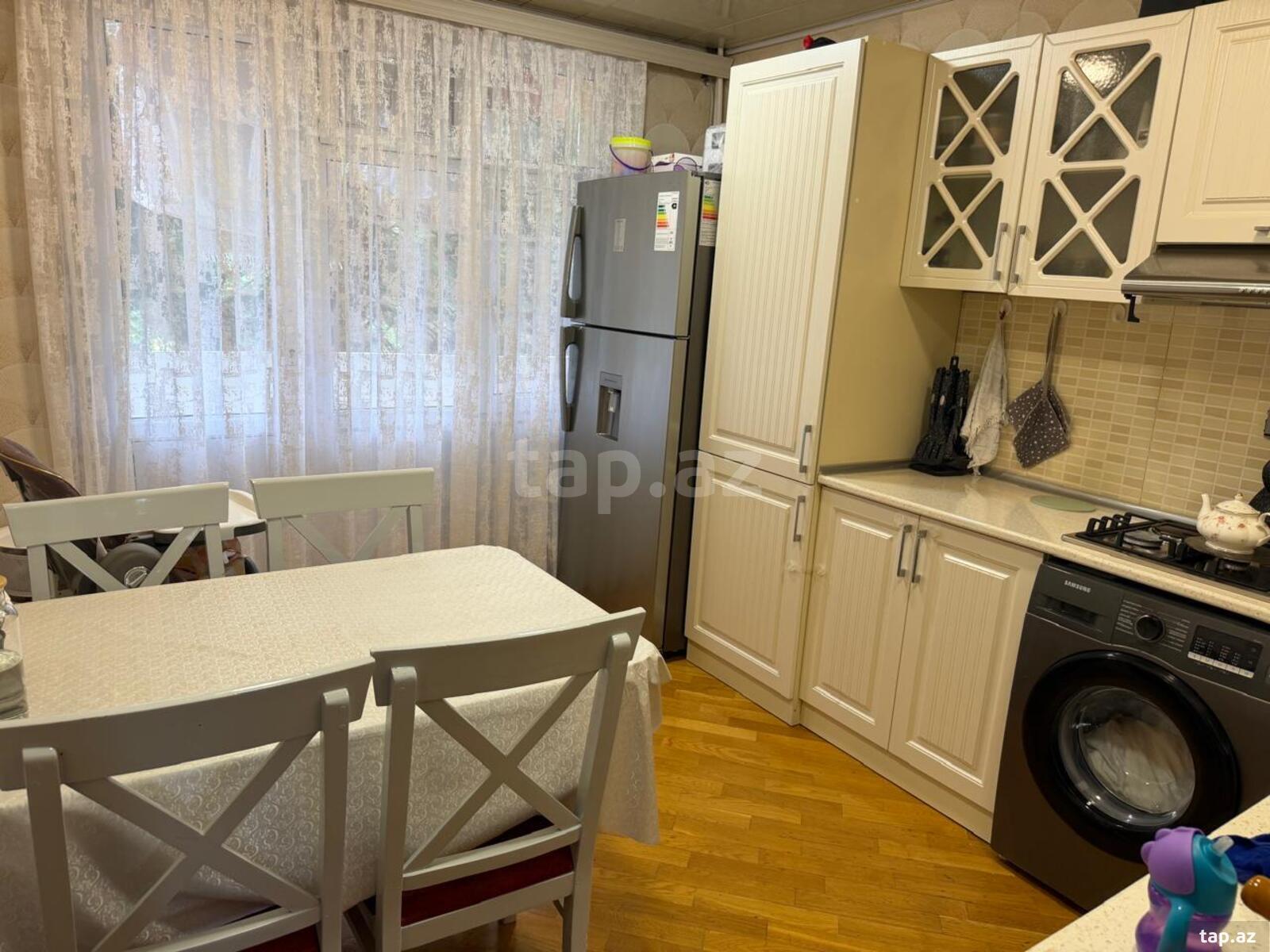 2-otaqlı mənzil, General Ə. Şıxlinski küç., 65 m²