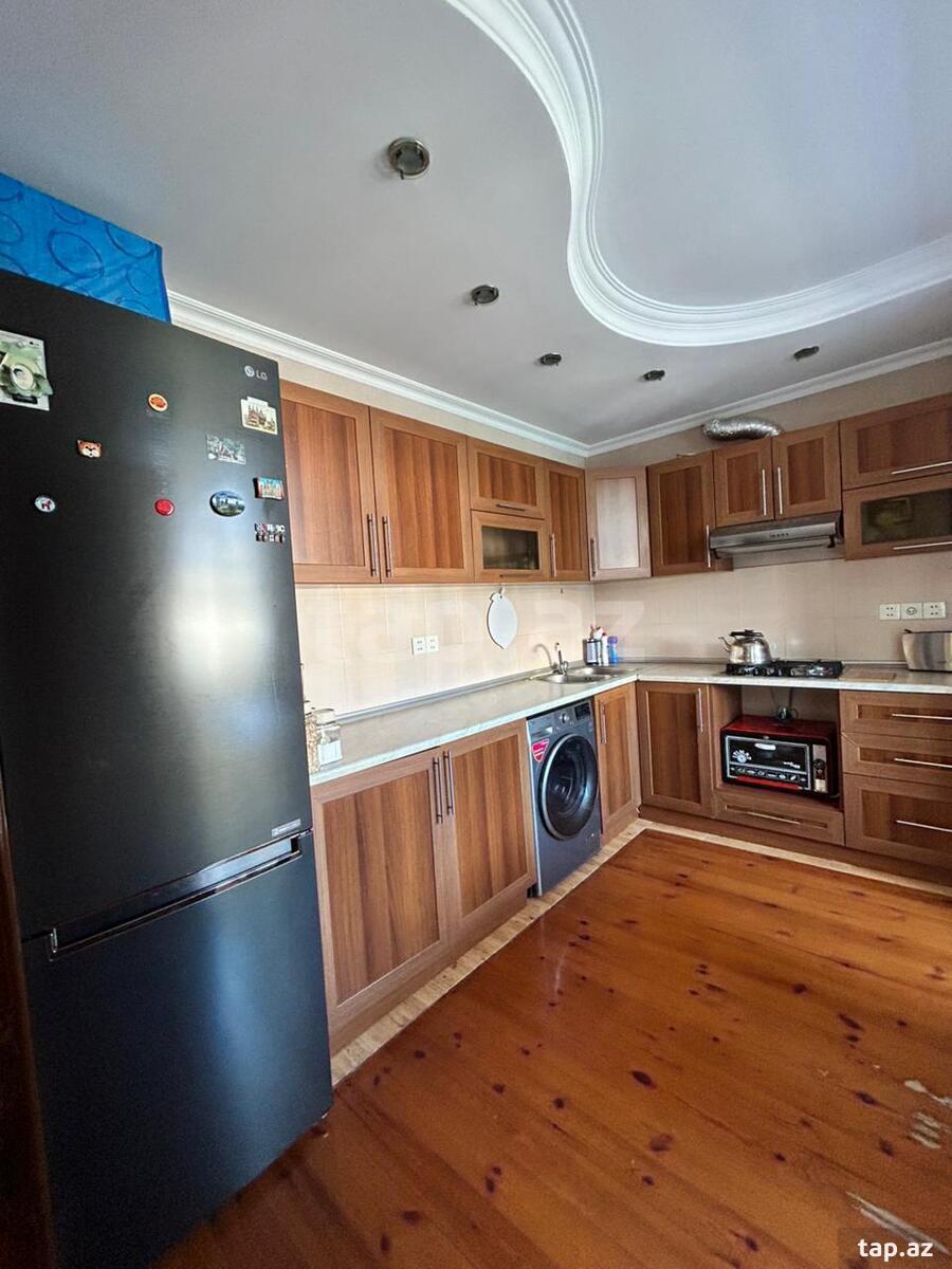3-otaqlı mənzil, N.Tusi küç., 75 m²