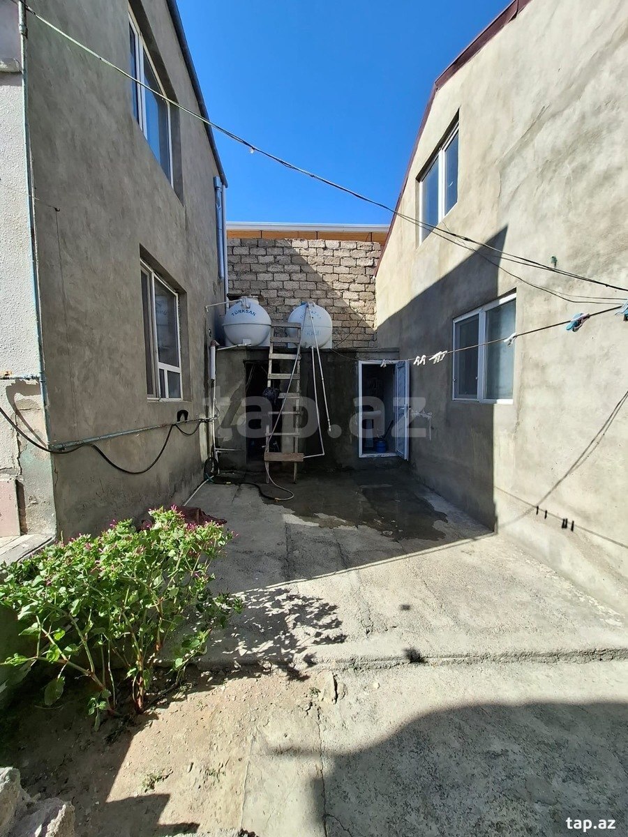 Həyət evi, Balaxanı qəs.
