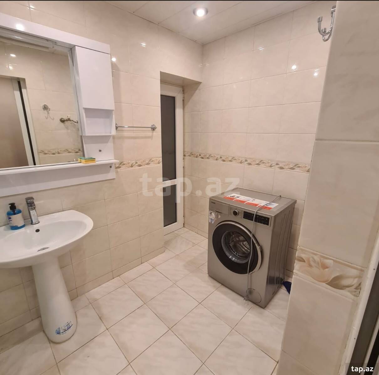 3-otaqlı mənzil kirayə verilir, Qurban Xəlilov küç., 80 m²