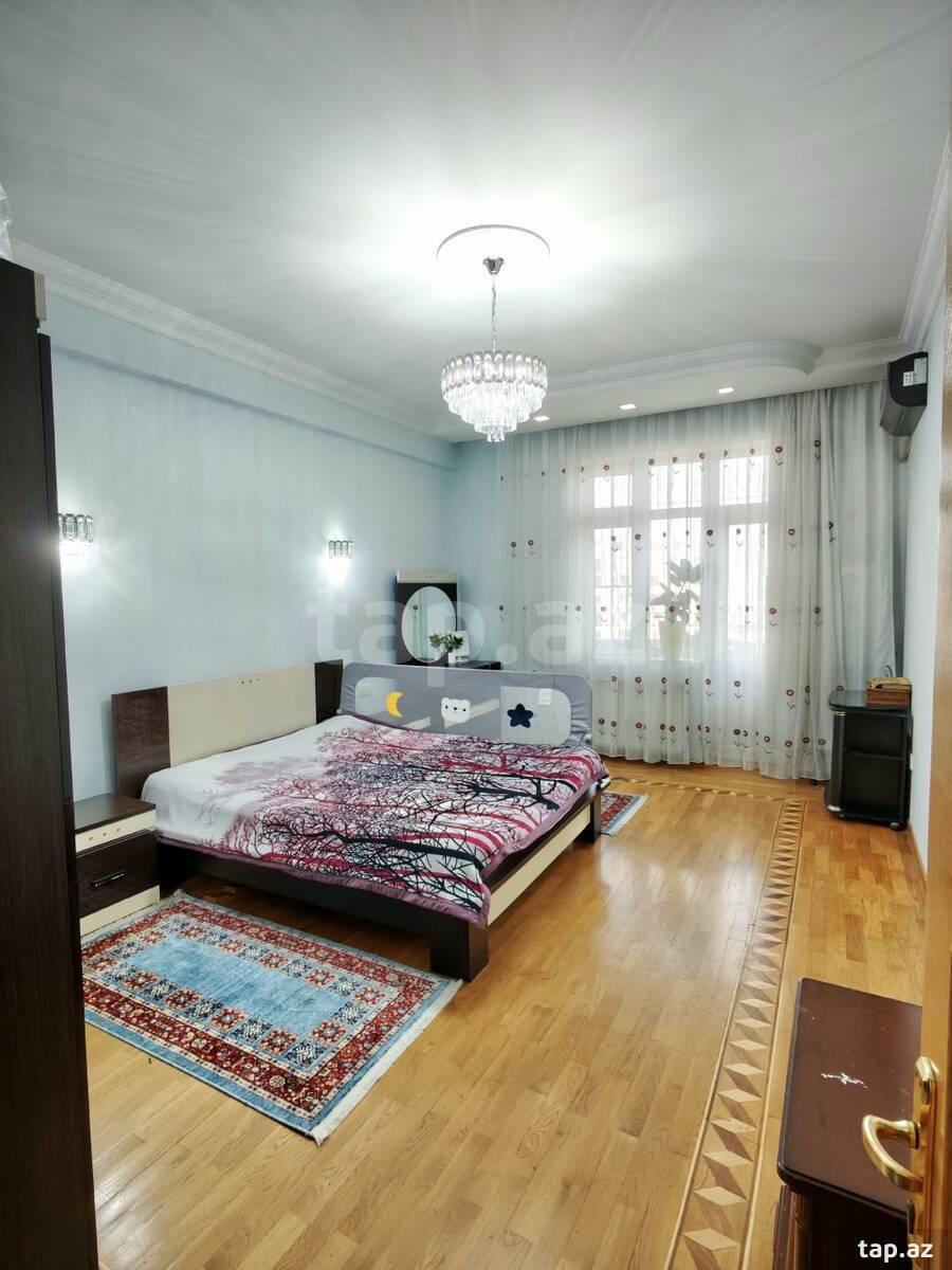 3-otaqlı yeni tikili, Binəqədi r., 140 m²