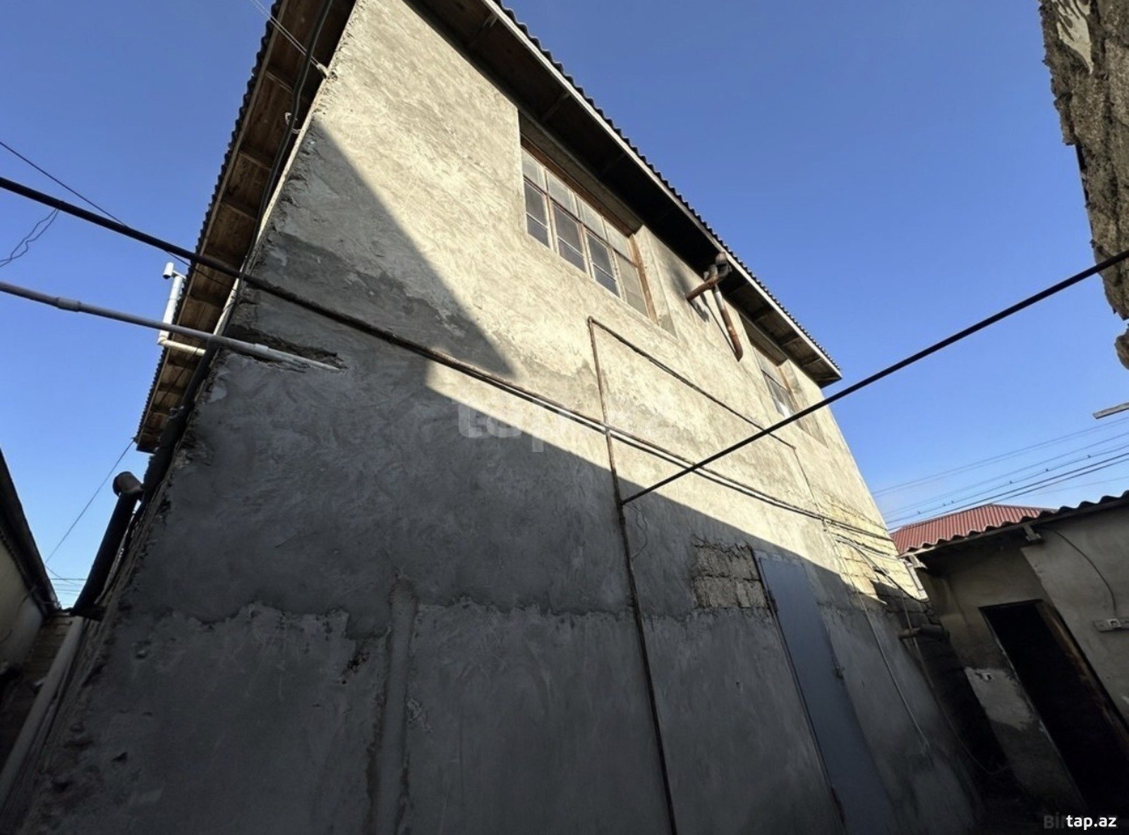 Həyət evi, Buzovna qəs.