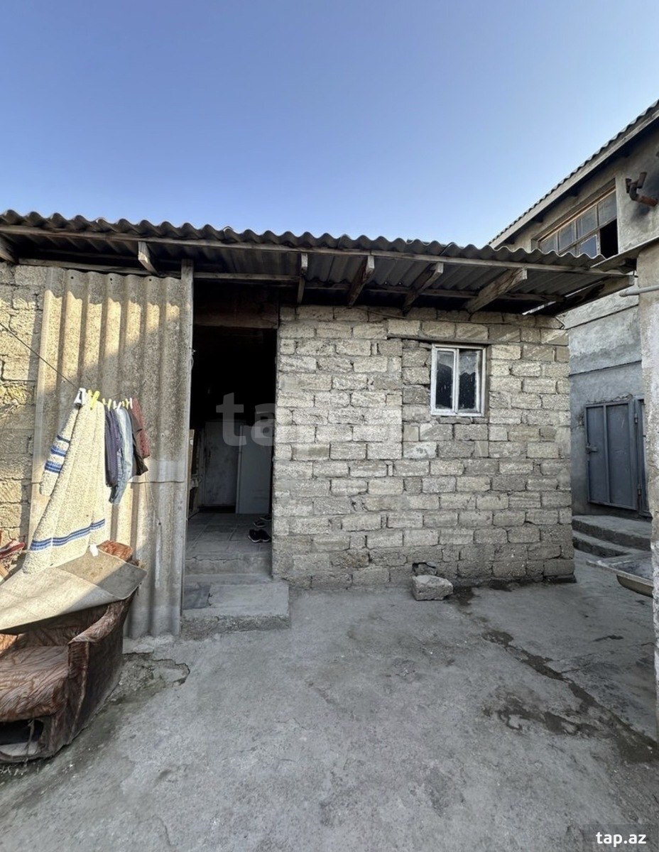 Həyət evi, Buzovna qəs.