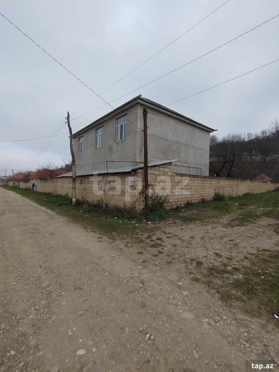 Həyət evi, Alpan k.