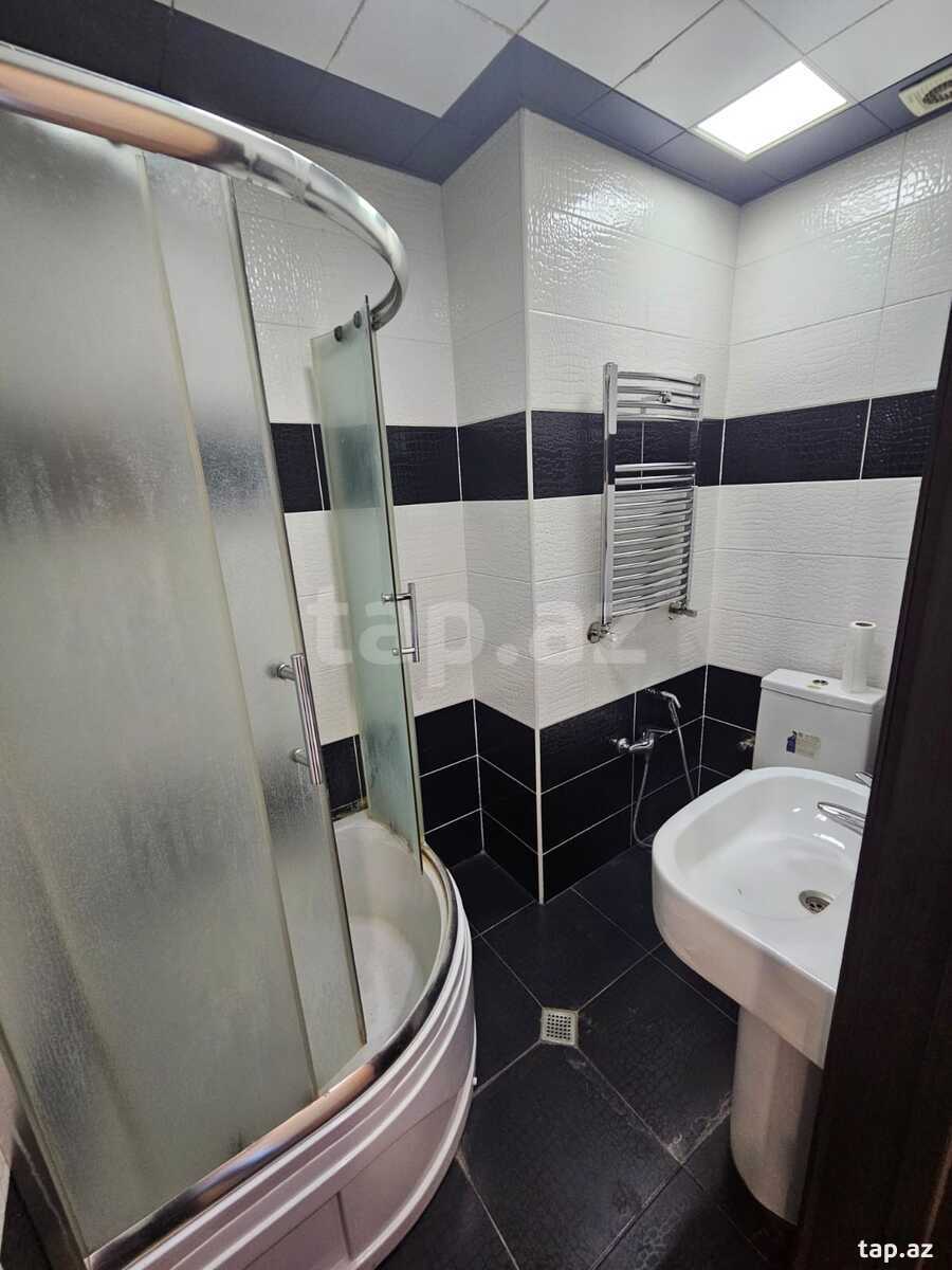 2-otaqlı yeni tikili kirayə verilir, Gülarə Qədirbəyova küç., 70 m²