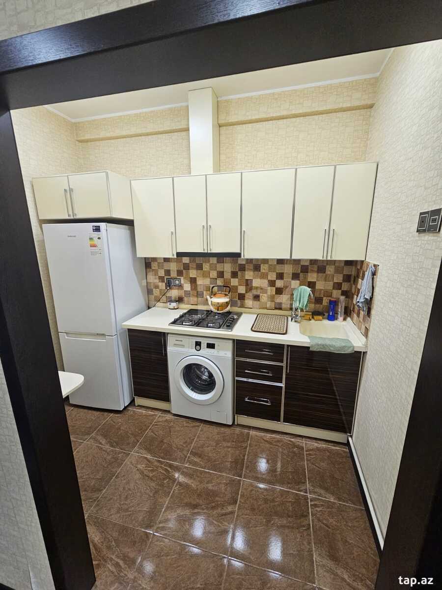2-otaqlı yeni tikili kirayə verilir, Gülarə Qədirbəyova küç., 70 m²
