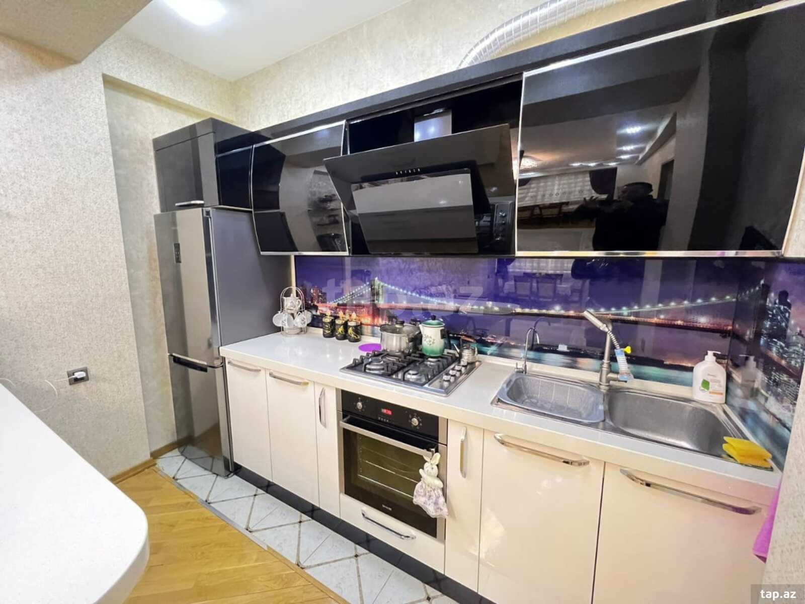 2-otaqlı mənzil, Nəsimi m., 70 m²