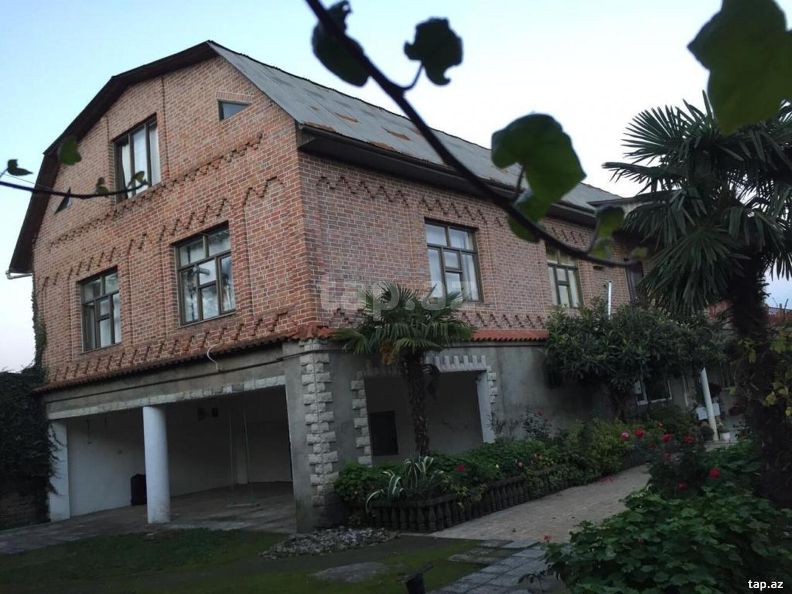 Bağ evi, Heydər Əliyev pr.