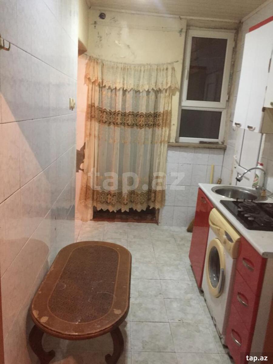 2-otaqlı mənzil kirayə verilir, E.Akademiyası m., 50 m²