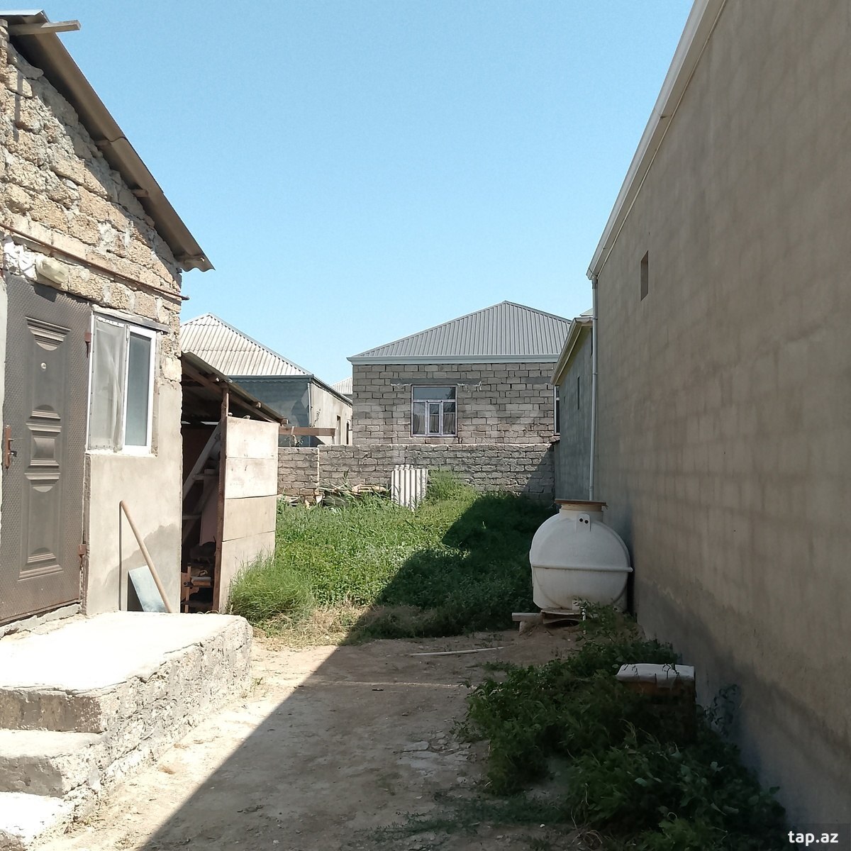 Həyət evi, Binə qəs.