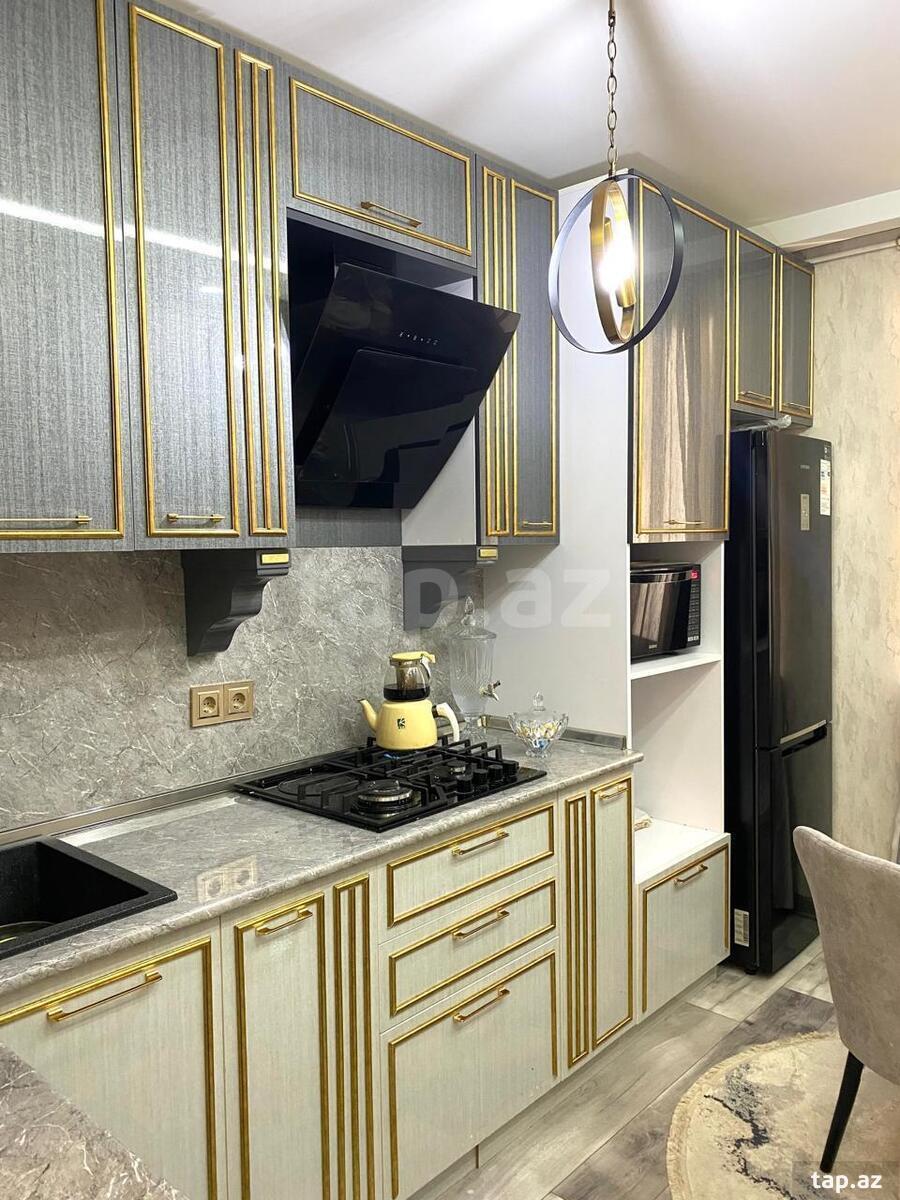 3-otaqlı mənzil, K.Balakişiyev küç., 70 m²