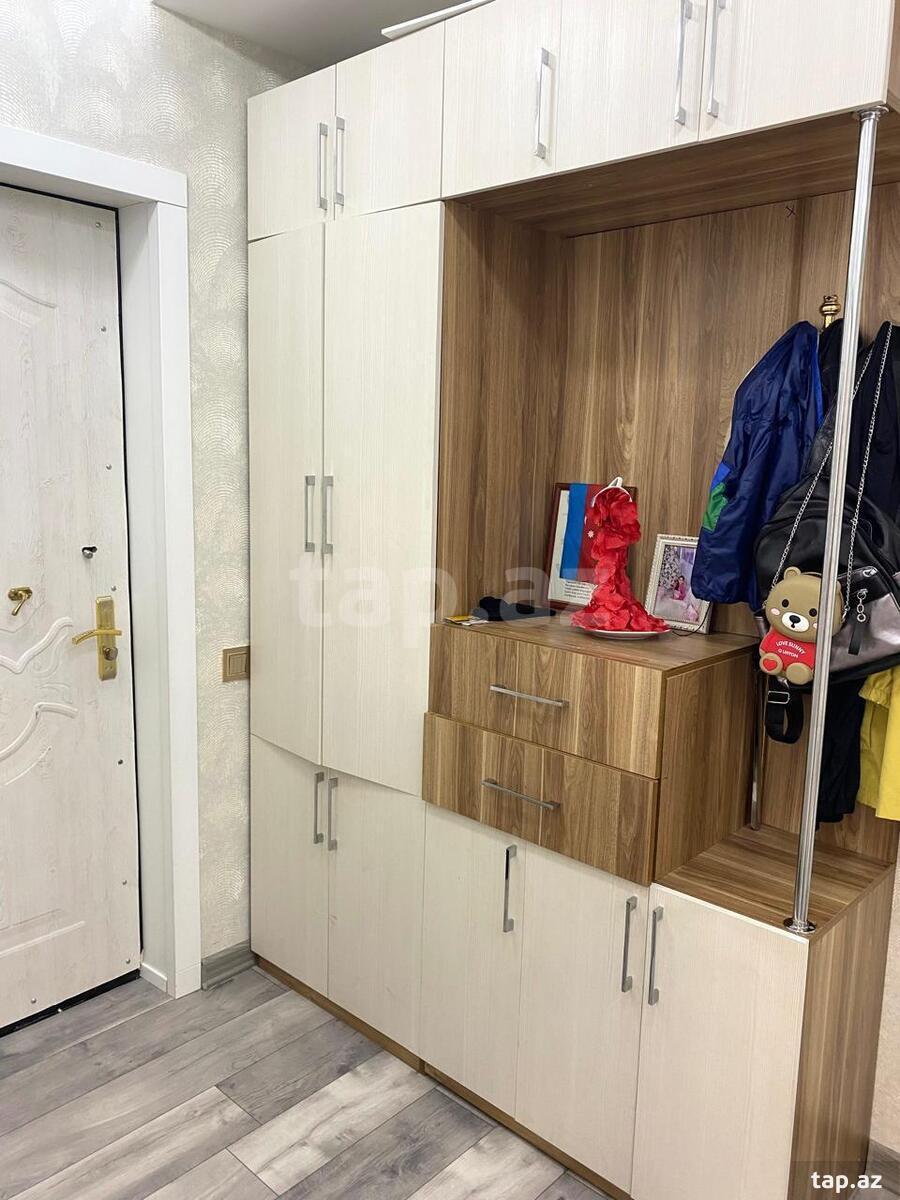 3-otaqlı mənzil, K.Balakişiyev küç., 70 m²