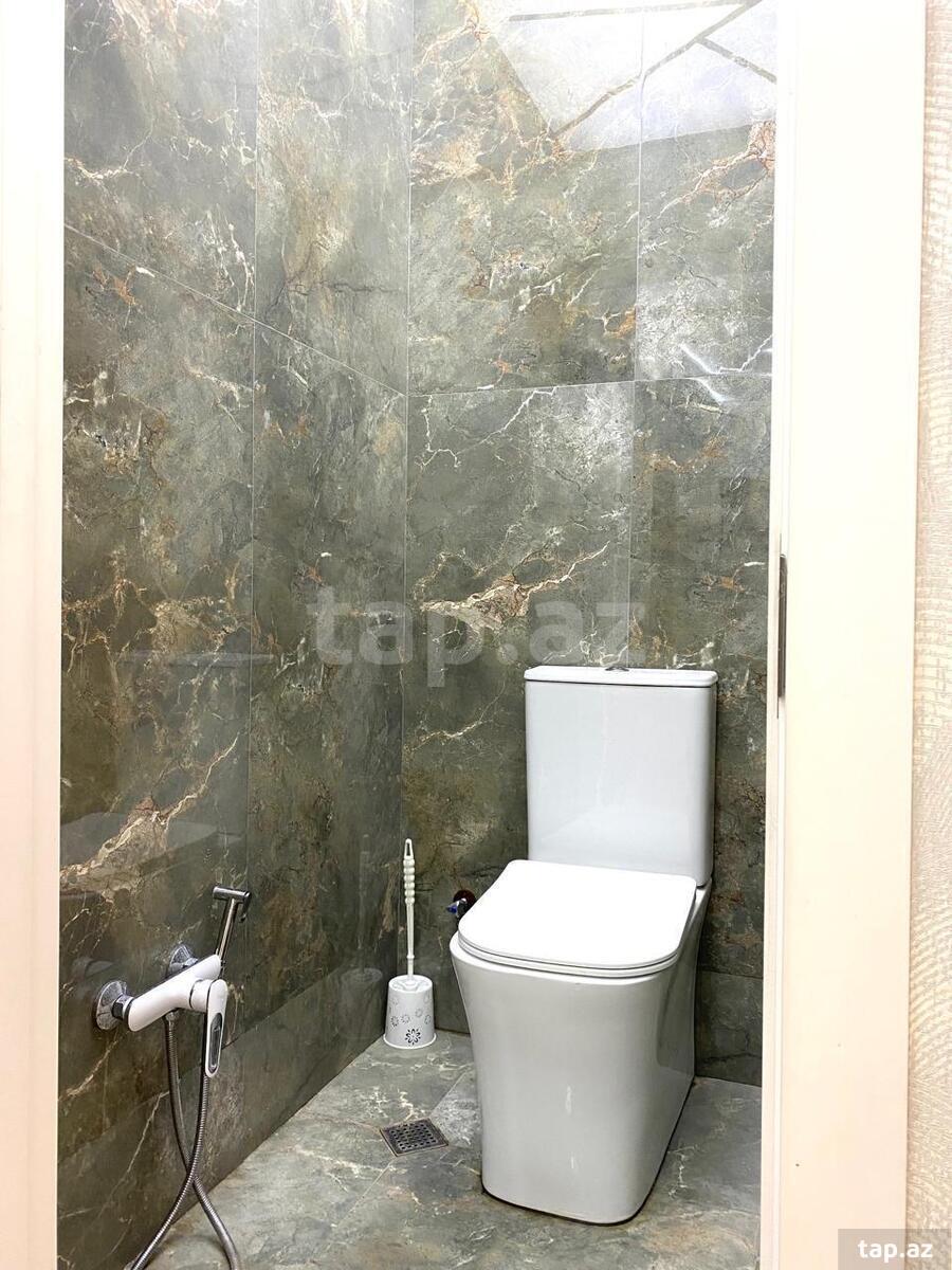3-otaqlı mənzil, K.Balakişiyev küç., 70 m²
