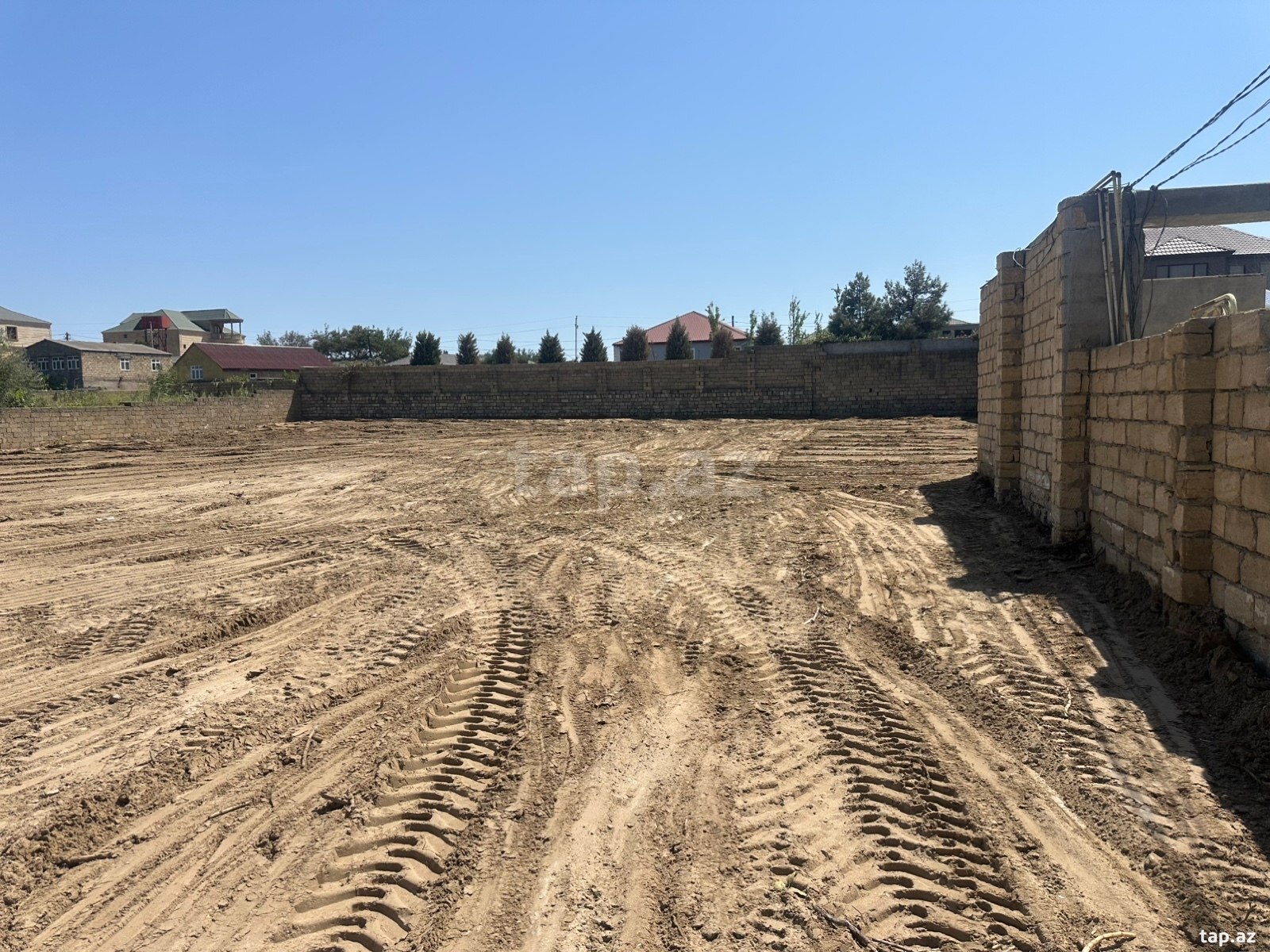Land for sale, Baku