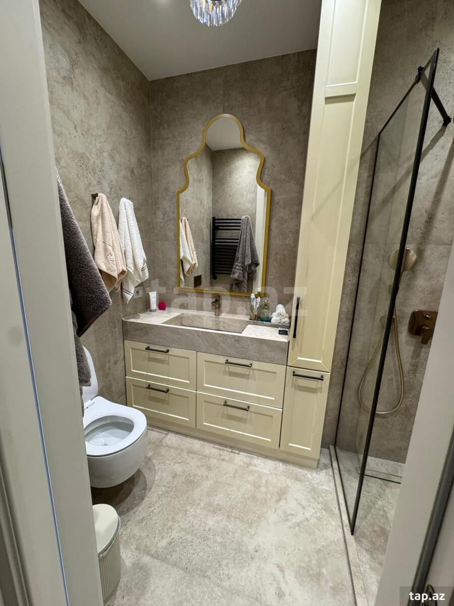 3-otaqlı yeni tikili, Həmdəm Ağayev küç., 112 m²