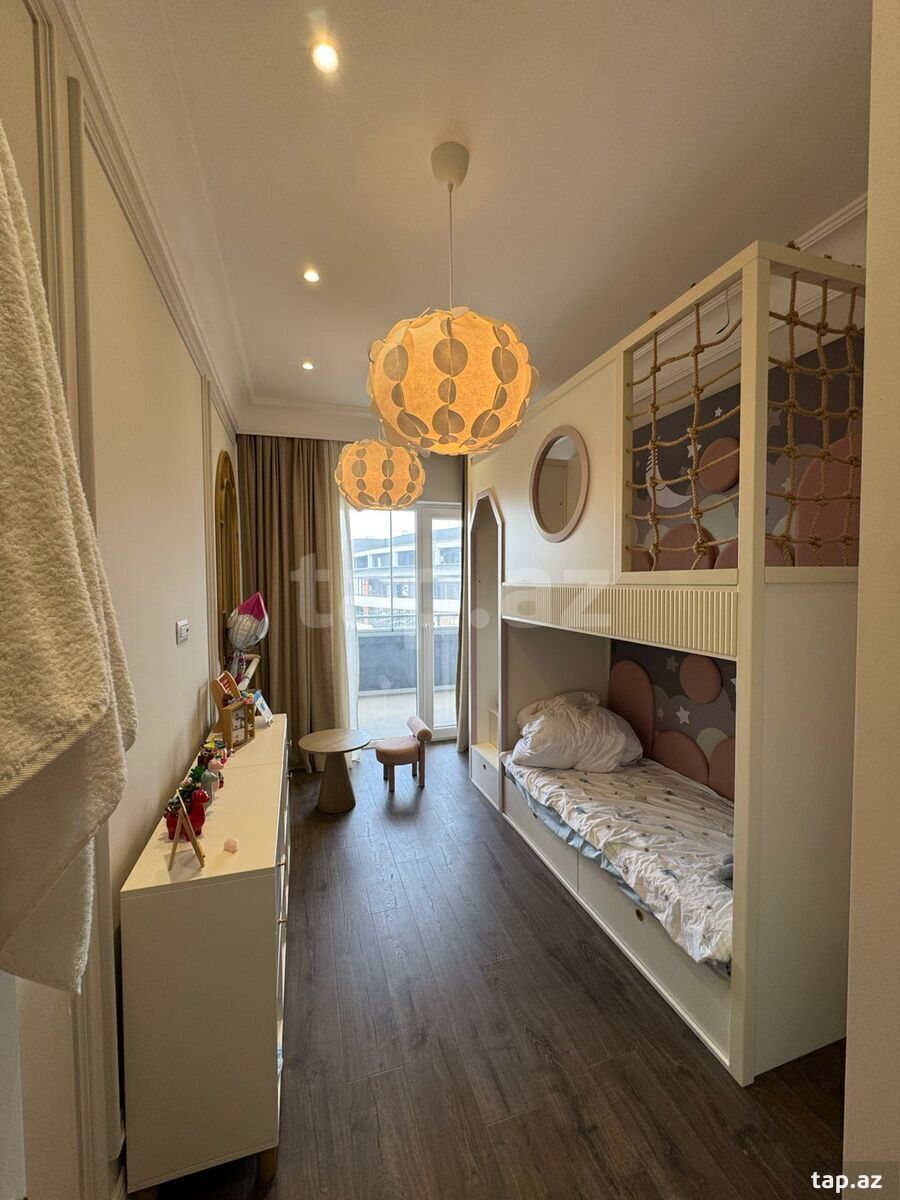 3-otaqlı yeni tikili, Həmdəm Ağayev küç., 112 m²