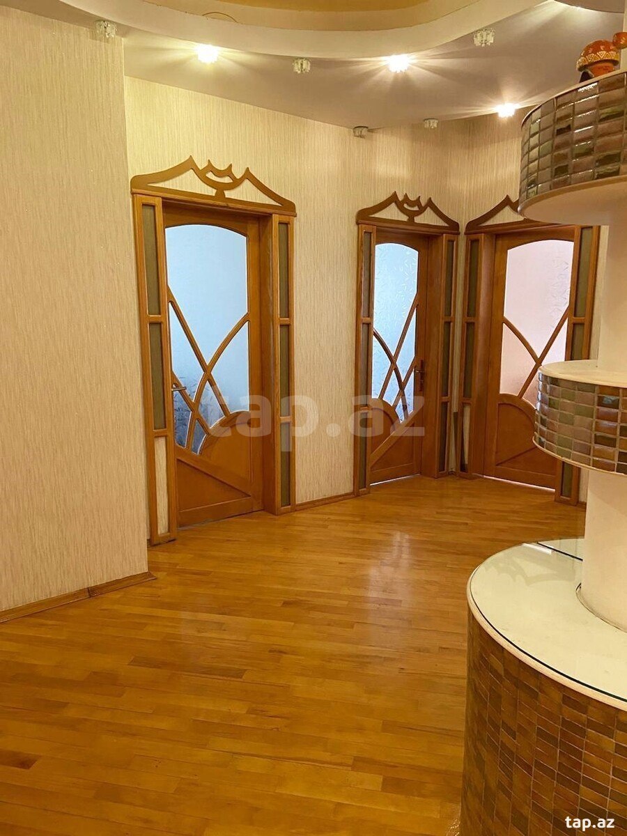 4-otaqlı yeni tikili, H.Cavid pr., 221 m²