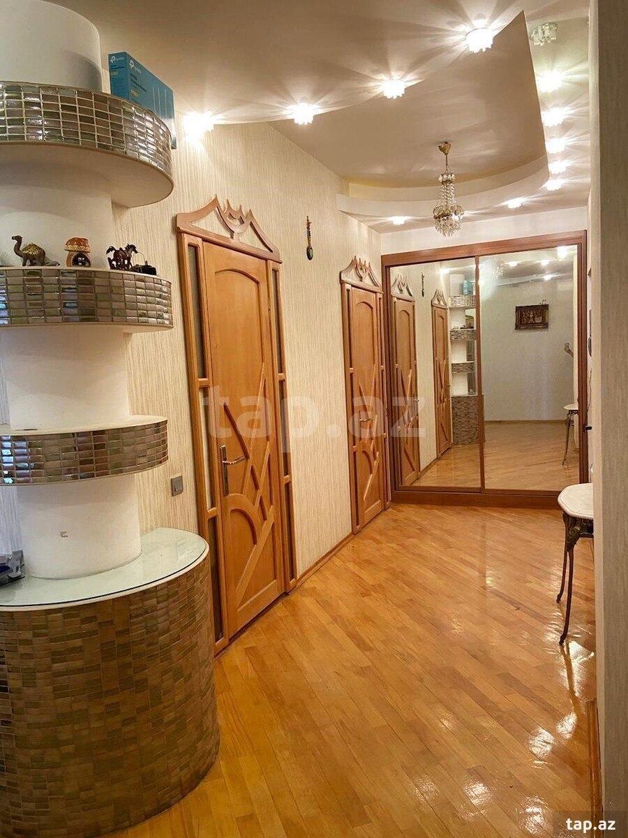 4-otaqlı yeni tikili, H.Cavid pr., 221 m²