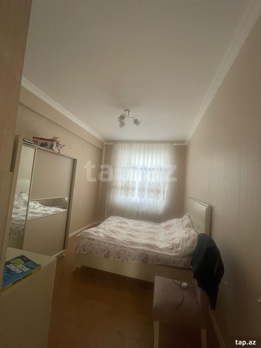 4-otaqlı yeni tikili kirayə verilir, Gəncə ş., 130 m²