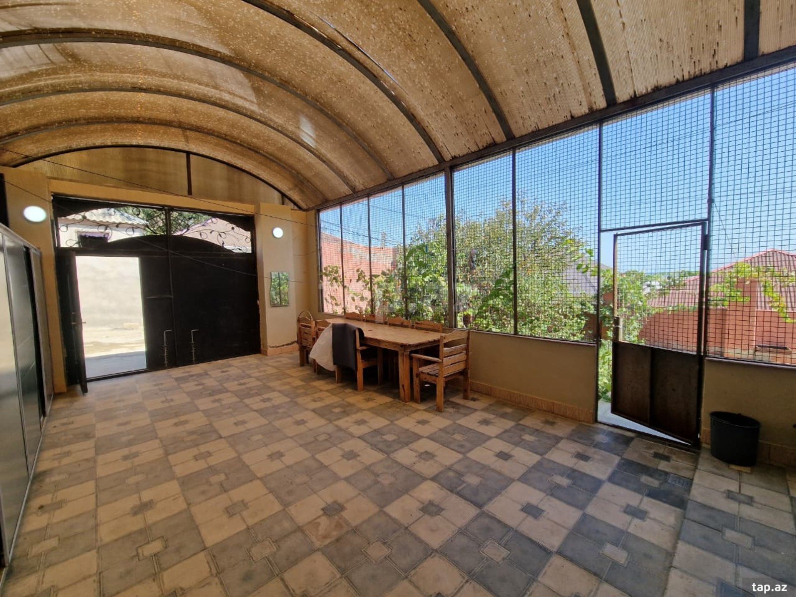 Həyət evi, Suraxanı r.