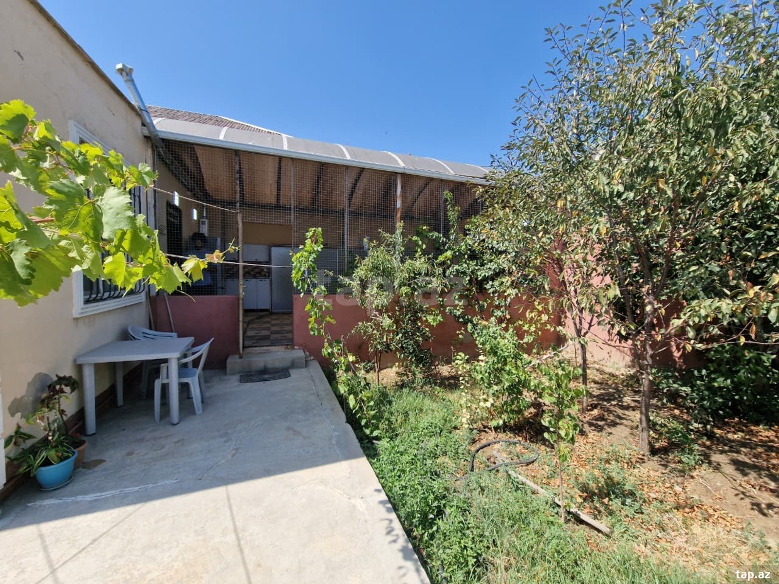 Həyət evi, Suraxanı r.