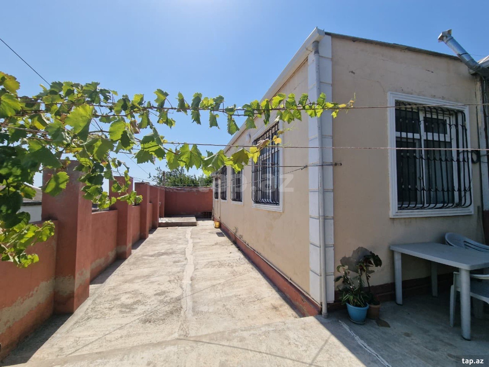 Həyət evi, Suraxanı r.