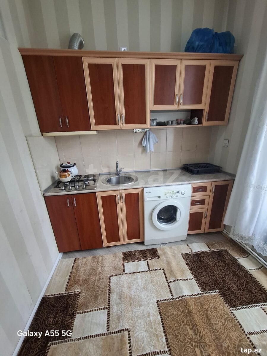 2-otaqlı mənzil kirayə verilir, Gəncə ş., 70 m²