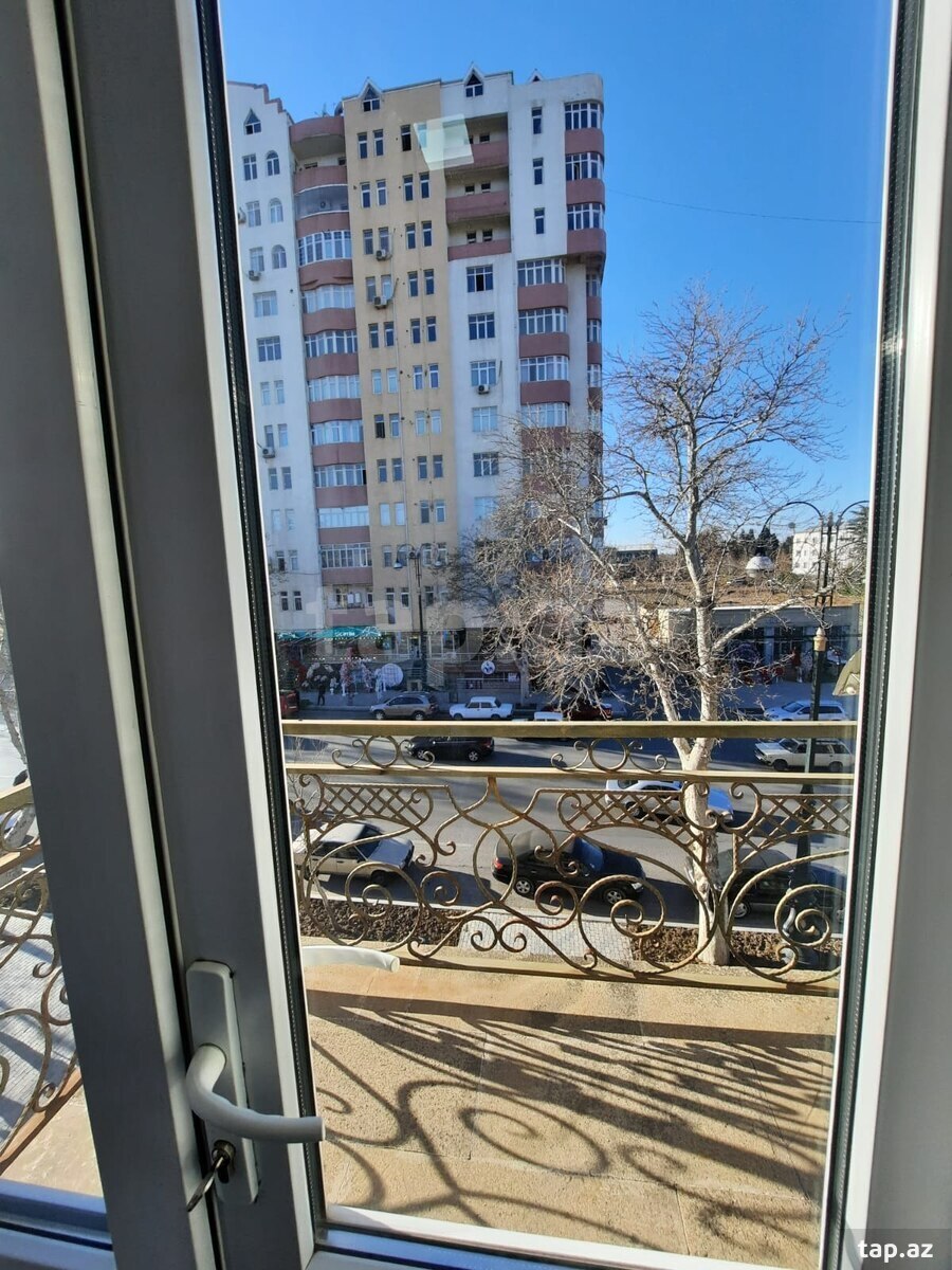 2-otaqlı mənzil kirayə verilir, Gəncə ş., 70 m²