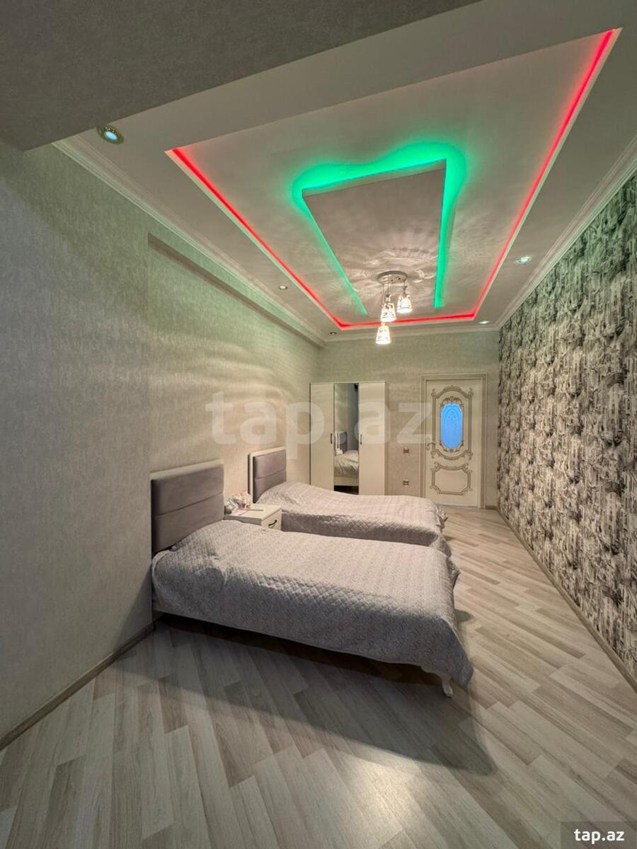 3-otaqlı yeni tikili, Moskva pr., 160 m²