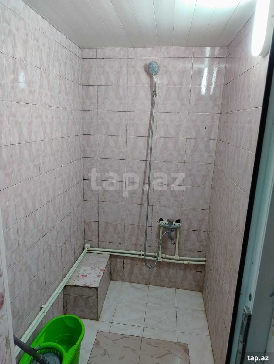 4-otaqlı mənzil kirayə verilir, Nizami m., 80 m²